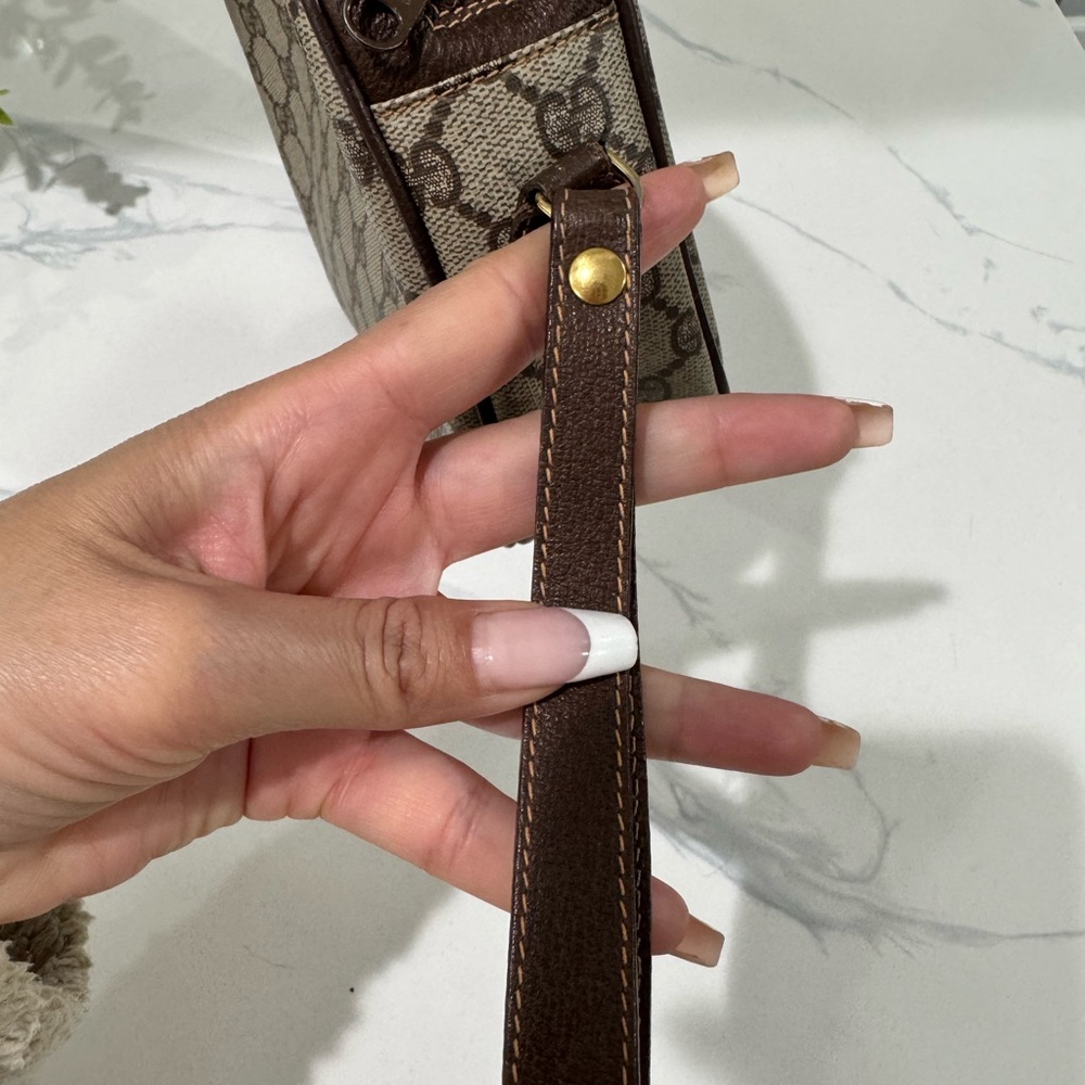 SOLD-Authentic Vintage Gucci Brown Monogram Wristlet Bag - Picture 11 of 16